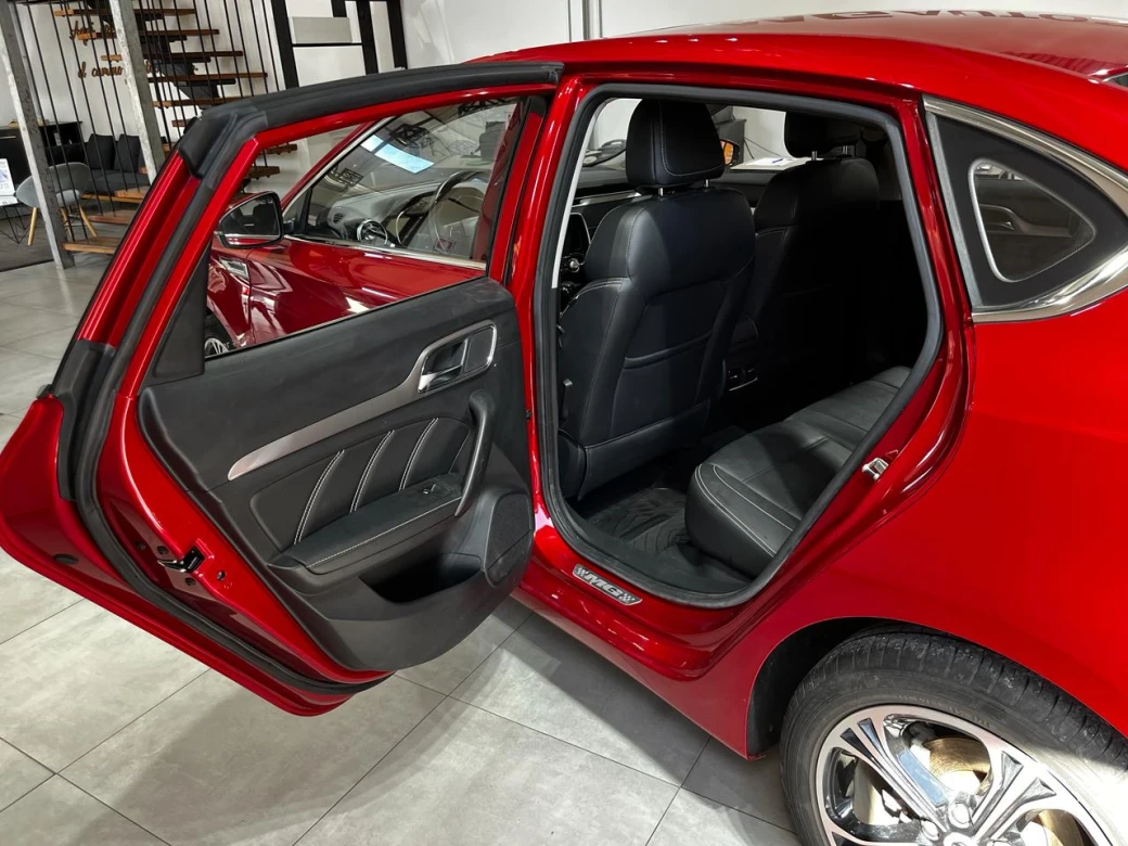 imagen 0 de vehiculo con id 2122